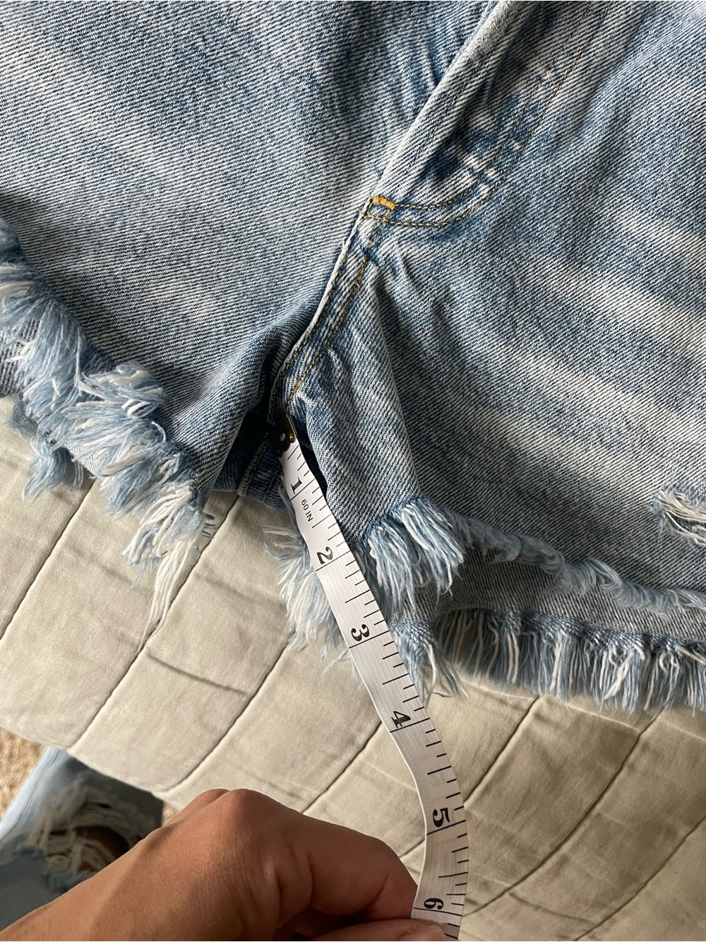 Agolde Light Wash High-Rise Distressed Denim Cutoff Shorts - Picture 6 of 7